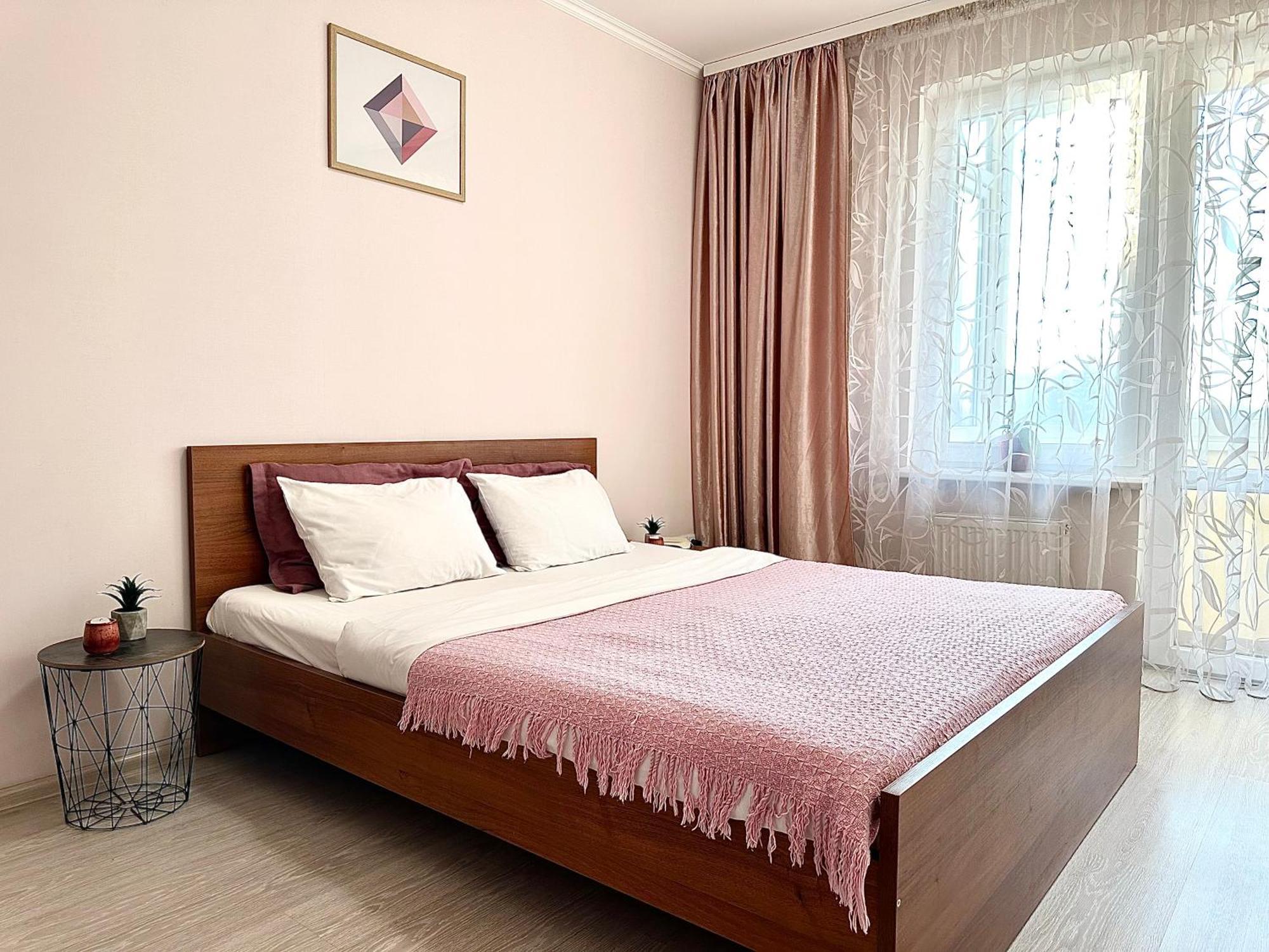 Apartments With A Coffee Machine In The City Center, Near A Park And Zlata Plaza Rivne Extérieur photo